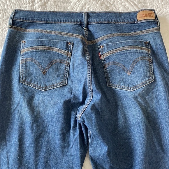 Levi’s high rise cuffed long length shorts size 14 - Picture 2 of 10